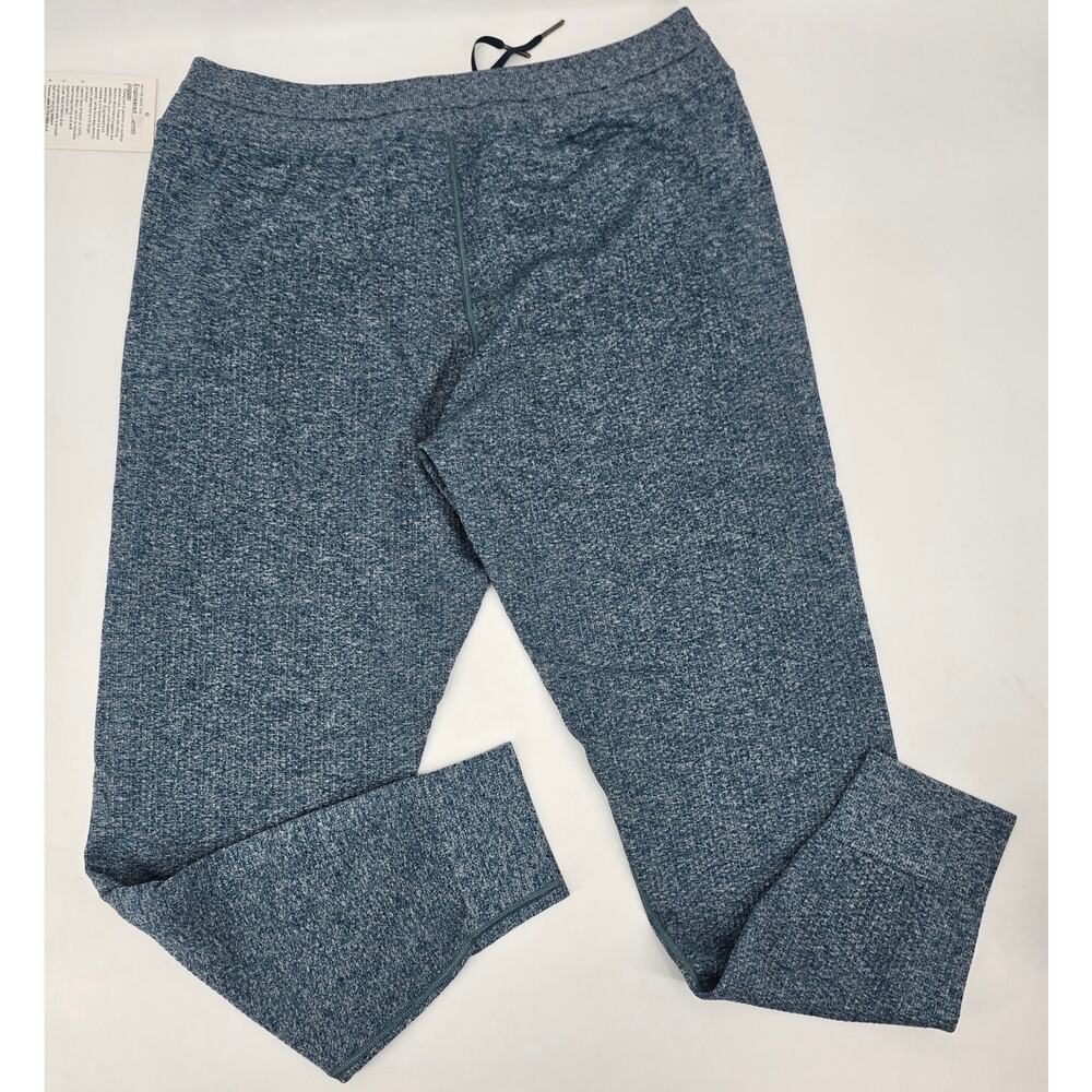Lululemon‎ 
Engineered Warmth Relaxed Jogger - Picture 5 of 5